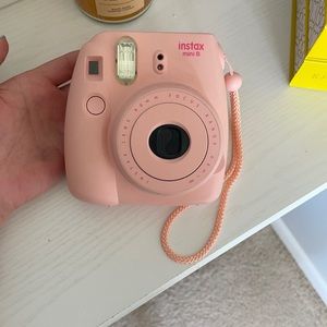 instax mini polaroid camera